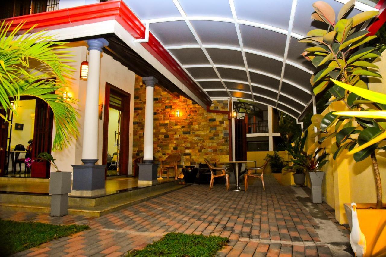 Grand Royal Villa Negombo Eksteriør bilde